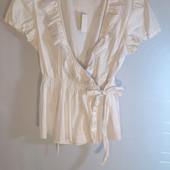 MKM Designs Womens Size M Blouse Wrap Tie Ruffle Lace Trim V-Neck Puff Sleeves - Picture 3 of 15